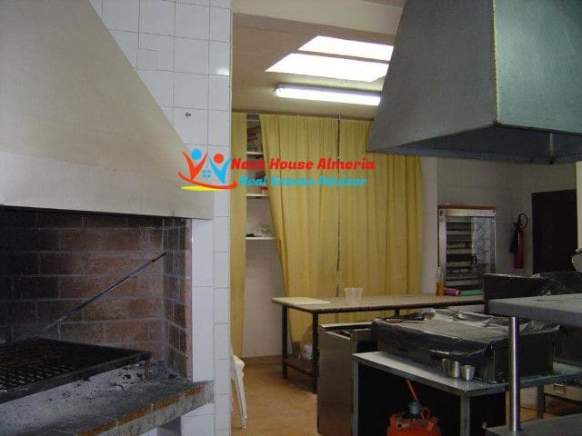 2 soveværelse Virksomhed til salg i Cantoria - € 205.000 (Ref: 6702026)