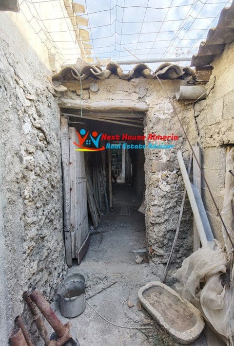 8 Zimmer Finca/Landgut zu verkaufen in Albox - 219.000 € (Ref: 7130165)