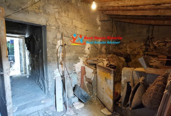 8 Zimmer Finca/Landgut zu verkaufen in Albox - 219.000 € (Ref: 7130165)