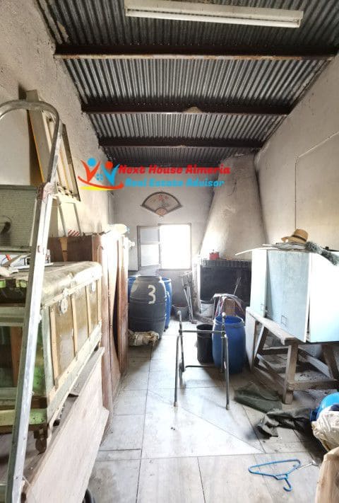 8 Zimmer Finca/Landgut zu verkaufen in Albox - 219.000 € (Ref: 7130165)