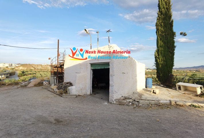 8 Zimmer Finca/Landgut zu verkaufen in Albox - 219.000 € (Ref: 7130165)