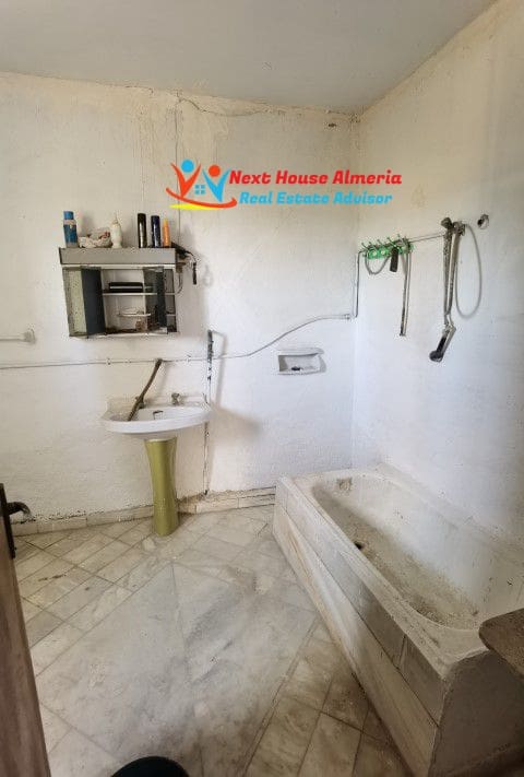 8 Zimmer Finca/Landgut zu verkaufen in Albox - 219.000 € (Ref: 7130165)