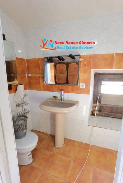 8 Zimmer Finca/Landgut zu verkaufen in Albox - 219.000 € (Ref: 7130165)