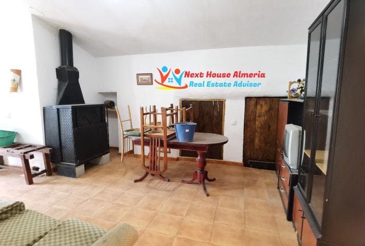 8 Zimmer Finca/Landgut zu verkaufen in Albox - 219.000 € (Ref: 7130165)