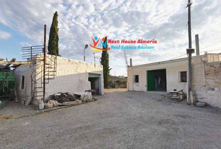 8 Zimmer Finca/Landgut zu verkaufen in Albox - 219.000 € (Ref: 7130165)