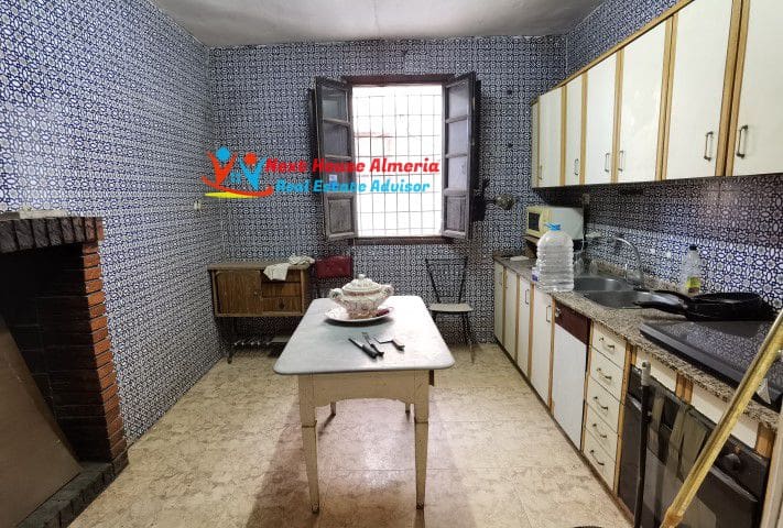 8 Zimmer Finca/Landgut zu verkaufen in Albox - 219.000 € (Ref: 7130165)