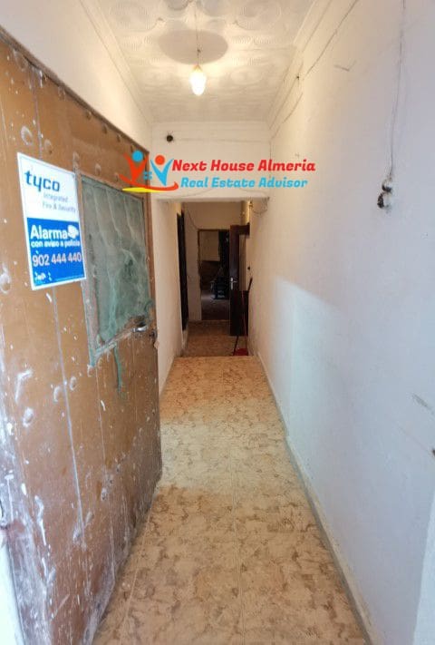 8 Zimmer Finca/Landgut zu verkaufen in Albox - 219.000 € (Ref: 7130165)