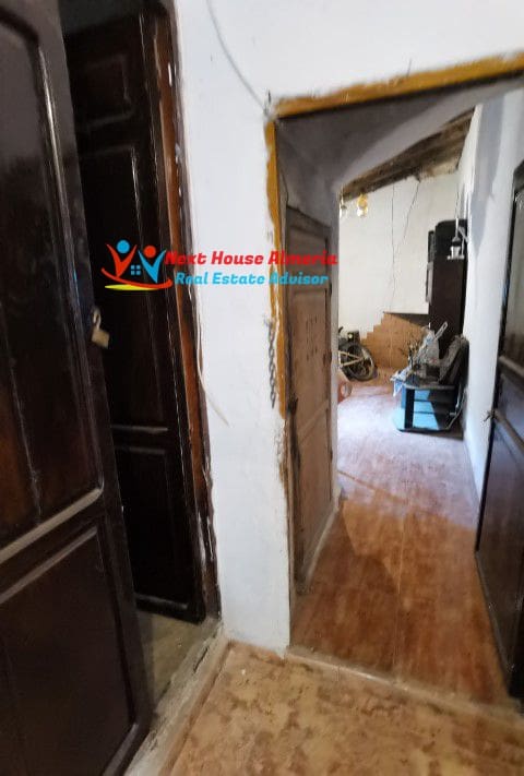 8 Zimmer Finca/Landgut zu verkaufen in Albox - 219.000 € (Ref: 7130165)