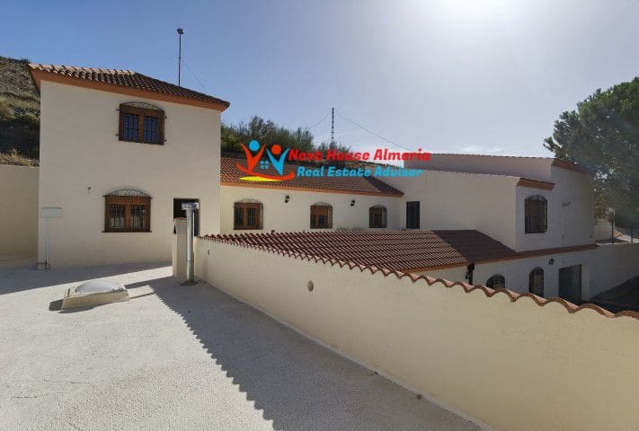 7 bedroom Finca/Country House for sale in Las Tres Villas - € 1,350,000 (Ref: 7139749)