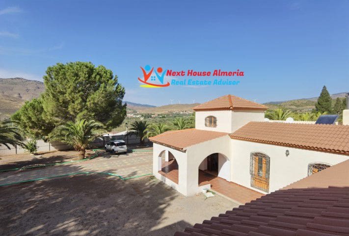 7 bedroom Finca/Country House for sale in Las Tres Villas - € 1,350,000 (Ref: 7139749)