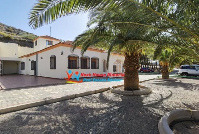 7 soveværelse Finca/Landehus til salg i Las Tres Villas - € 1.350.000 (Ref: 7139749)