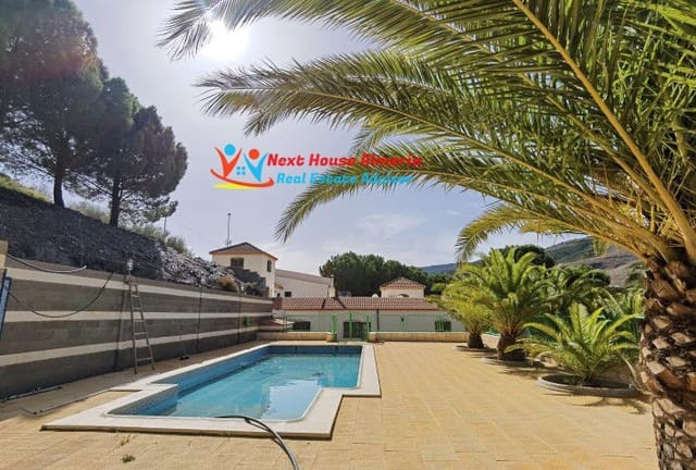 7 soveværelse Finca/Landehus til salg i Las Tres Villas - € 1.350.000 (Ref: 7139749)