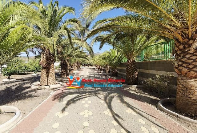 7 soveværelse Finca/Landehus til salg i Las Tres Villas - € 1.350.000 (Ref: 7139749)