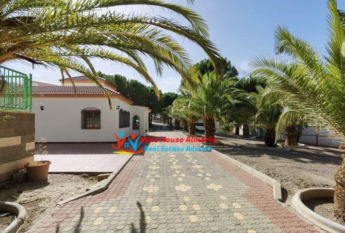7 bedroom Finca/Country House for sale in Las Tres Villas - € 1,350,000 (Ref: 7139749)