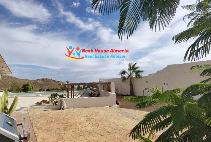 5 soveværelse Finca/Landehus til salg i Nijar - € 569.000 (Ref: 7172403)