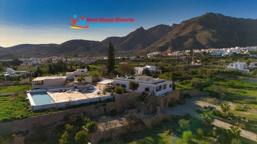 Finca/Casa Rural de 5 habitaciones en Níjar en venta - 569.000 € (Ref: 7172403)