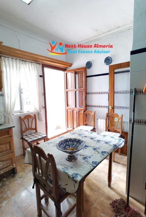 7 soveværelse Byhus til salg i Olula del Rio - € 239.999 (Ref: 7204991)