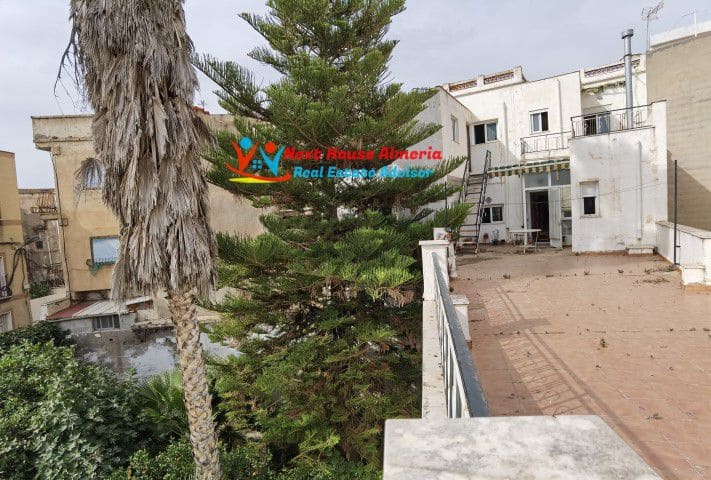 7 soveværelse Byhus til salg i Olula del Rio - € 239.999 (Ref: 7204991)