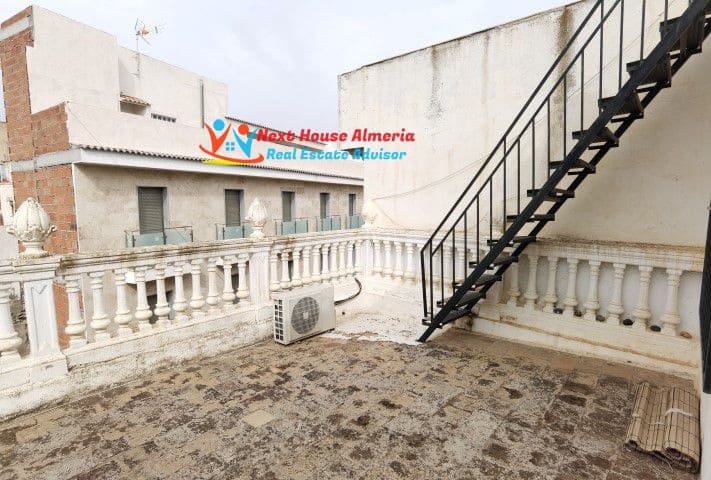 7 soveværelse Byhus til salg i Olula del Rio - € 239.999 (Ref: 7204991)