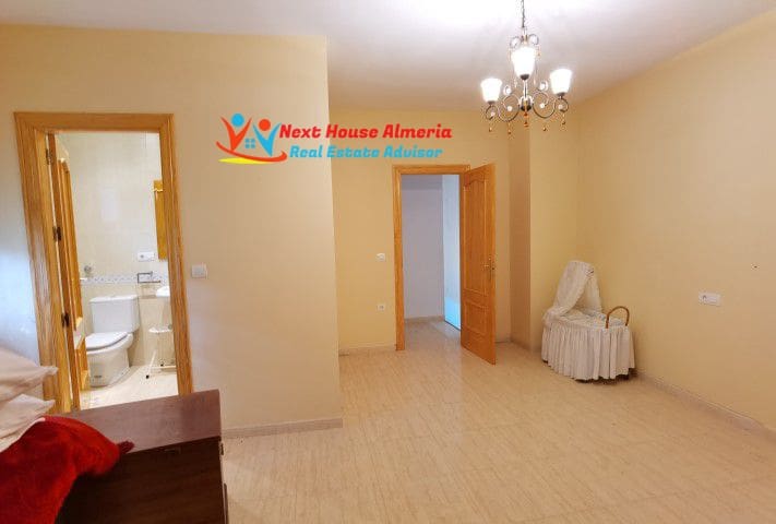 7 soveværelse Byhus til salg i Olula del Rio - € 239.999 (Ref: 7204991)