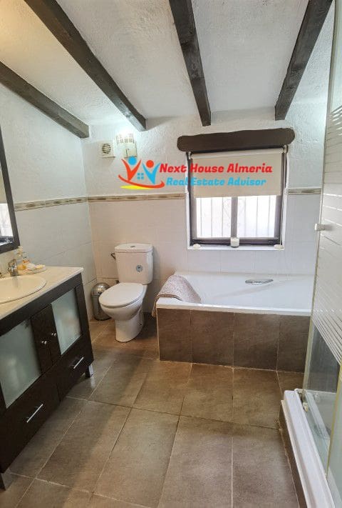 3 soveværelse Finca/Landehus til salg i Cullar med garage - € 98.000 (Ref: 7238803)