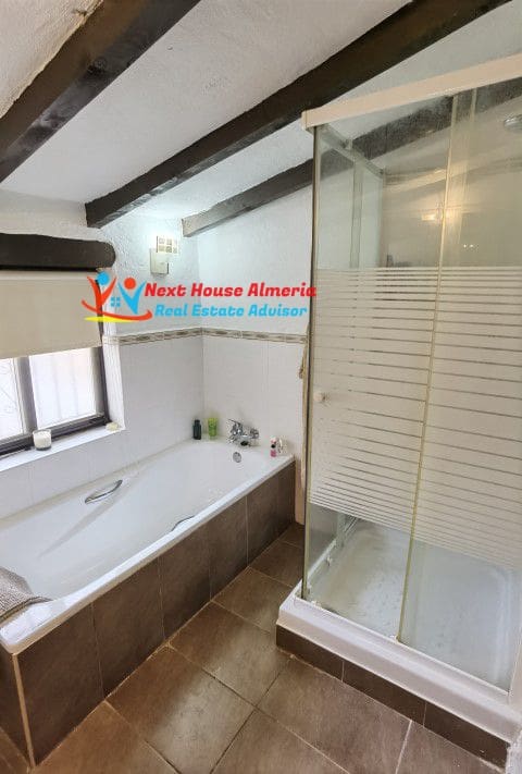 3 soveværelse Finca/Landehus til salg i Cullar med garage - € 98.000 (Ref: 7238803)