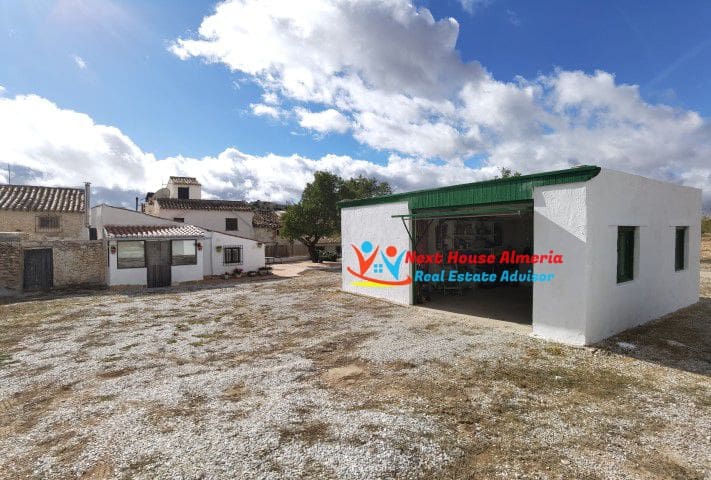 3 soveværelse Finca/Landehus til salg i Cullar med garage - € 98.000 (Ref: 7238803)