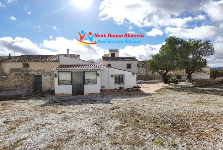 3 soveværelse Finca/Landehus til salg i Cullar med garage - € 98.000 (Ref: 7238803)