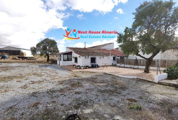 3 soveværelse Finca/Landehus til salg i Cullar med garage - € 98.000 (Ref: 7238803)