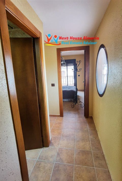 4 bedroom Villa for sale in Arboleas with garage - € 269,000 (Ref: 7343350)