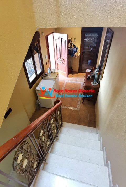 4 bedroom Villa for sale in Arboleas with garage - € 269,000 (Ref: 7343350)