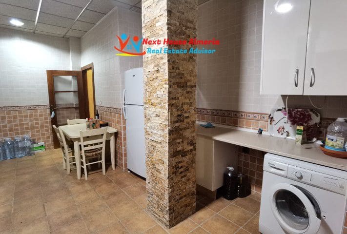 4 bedroom Villa for sale in Arboleas with garage - € 269,000 (Ref: 7343350)