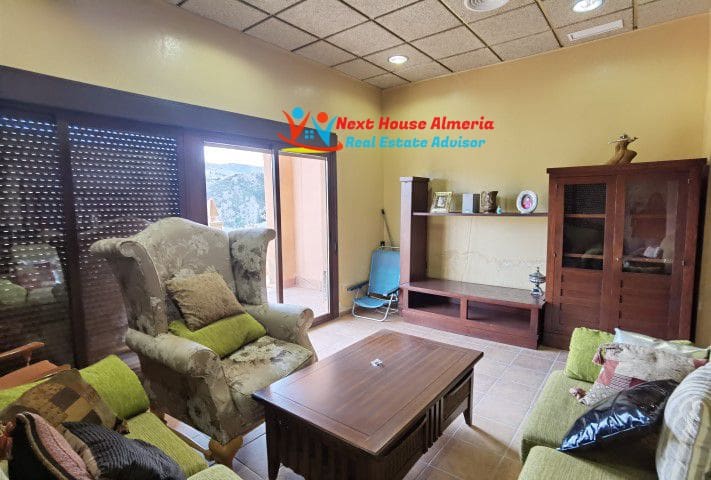 4 bedroom Villa for sale in Arboleas with garage - € 269,000 (Ref: 7343350)