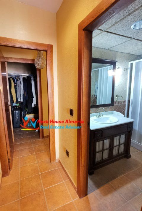 4 bedroom Villa for sale in Arboleas with garage - € 269,000 (Ref: 7343350)