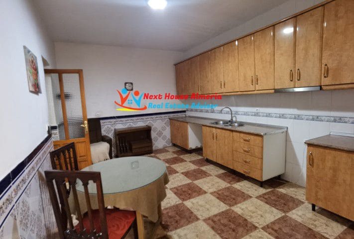 3 soveværelse Byhus til salg i Fines med garage - € 66.000 (Ref: 7366089)