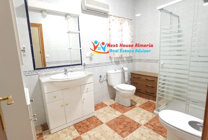 3 soveværelse Byhus til salg i Fines med garage - € 66.000 (Ref: 7366089)