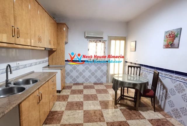 3 soveværelse Byhus til salg i Fines med garage - € 66.000 (Ref: 7366089)