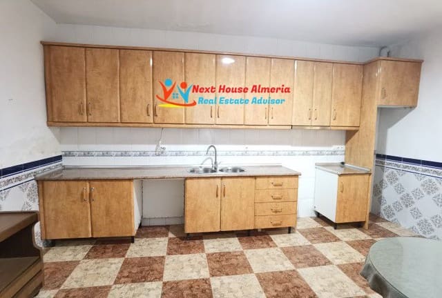 3 soveværelse Byhus til salg i Fines med garage - € 66.000 (Ref: 7366089)