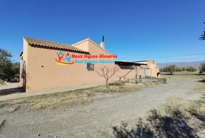 3 soveværelse Finca/Landehus til salg i Tabernas med garage - € 199.950 (Ref: 7443041)