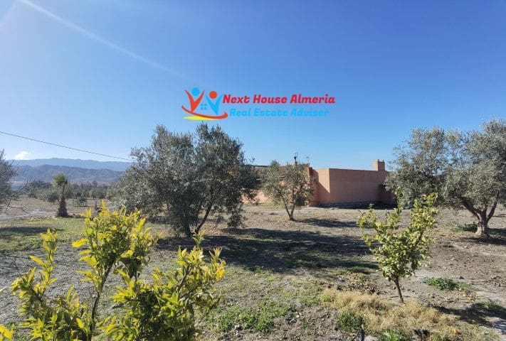 3 soveværelse Finca/Landehus til salg i Tabernas med garage - € 199.950 (Ref: 7443041)