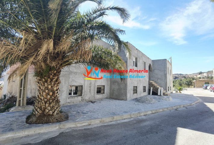 7 sovrum Hus till salu i Oria - 160 000 € (Ref: 7468147)