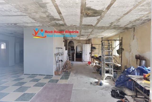 7 sovrum Hus till salu i Oria - 160 000 € (Ref: 7468147)