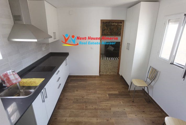 5 soveværelse Byhus til salg i Partaloa med garage - € 169.950 (Ref: 7542056)