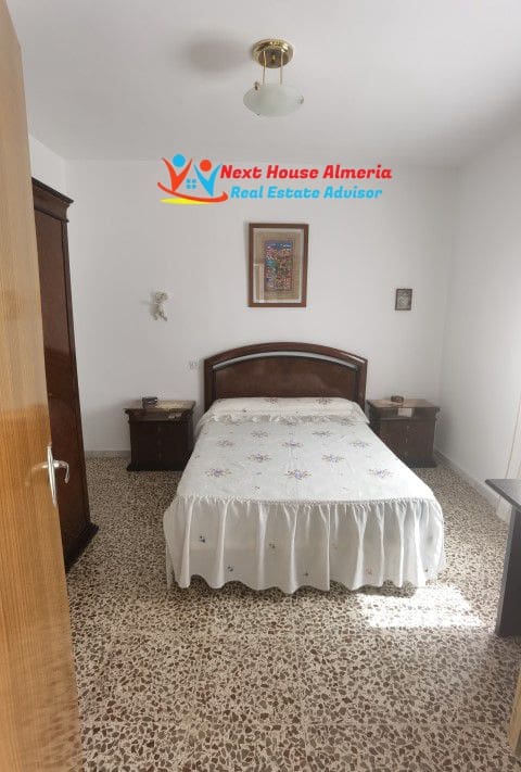 5 soveværelse Byhus til salg i Partaloa med garage - € 169.950 (Ref: 7542056)