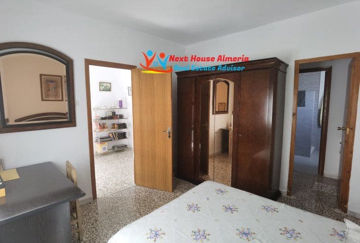 5 soveværelse Byhus til salg i Partaloa med garage - € 169.950 (Ref: 7542056)