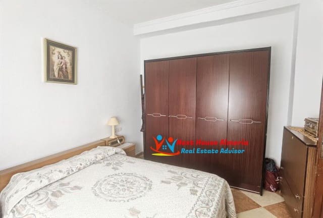 5 soveværelse Byhus til salg i Partaloa med garage - € 169.950 (Ref: 7542056)