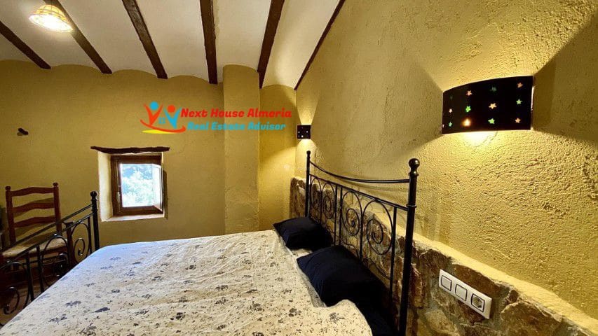 8 soveværelse Finca/Landehus til salg i Taberno - € 450.000 (Ref: 7581626)