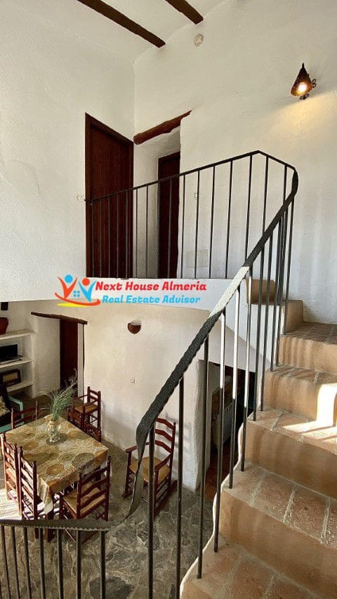 8 soveværelse Finca/Landehus til salg i Taberno - € 450.000 (Ref: 7581626)