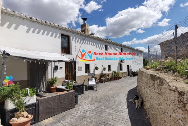 3 soveværelse Finca/Landehus til salg i Las Vertientes - € 95.000 (Ref: 7640864)