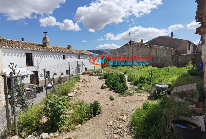 3 soveværelse Finca/Landehus til salg i Las Vertientes - € 95.000 (Ref: 7640864)